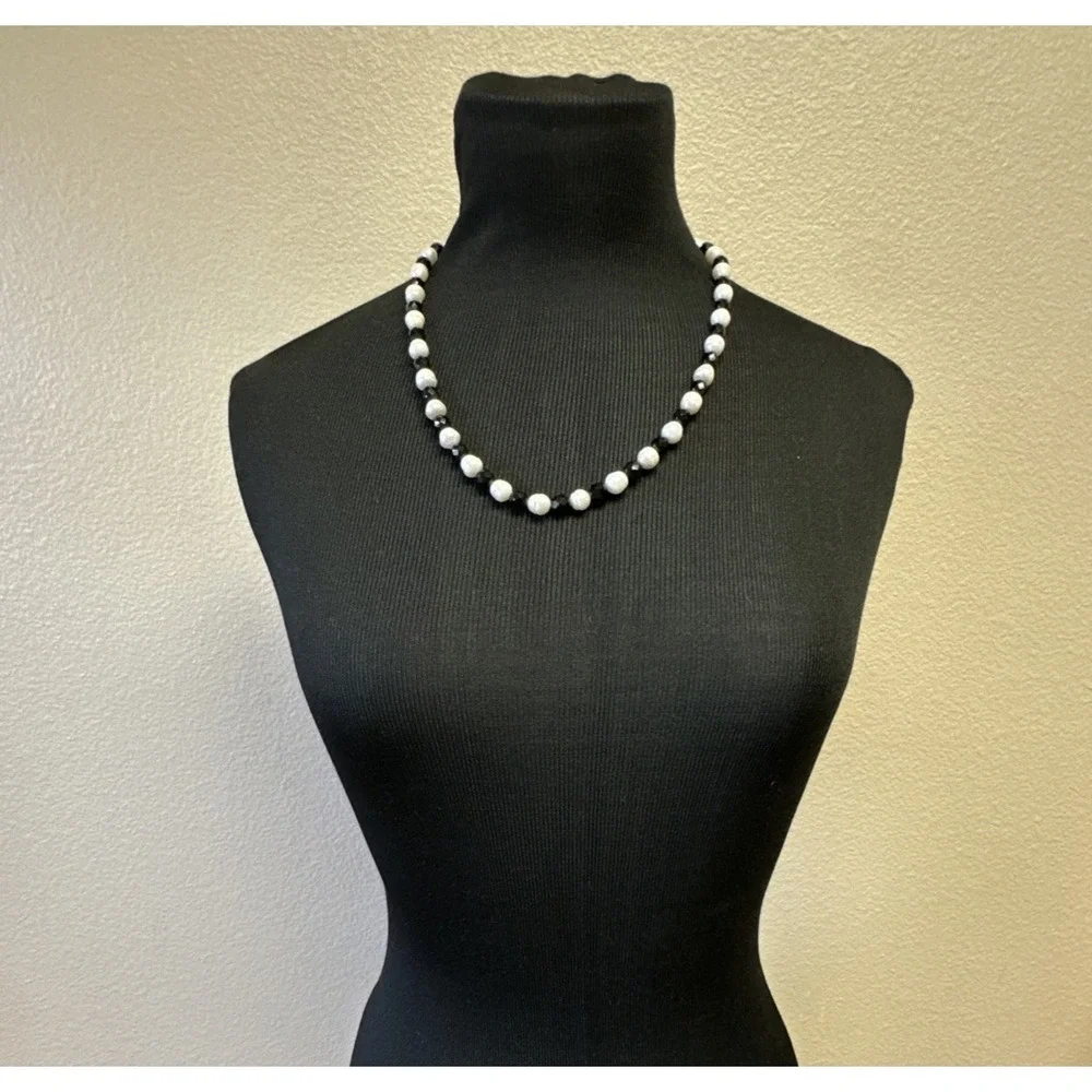 Beaded Pearls Black Glass Barrel Clasp VTG 21